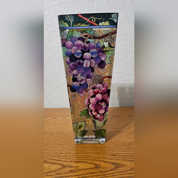 AMIA Studios • Hand Paint Glass Vase Grape Vines 10” - Picture 2 of 9